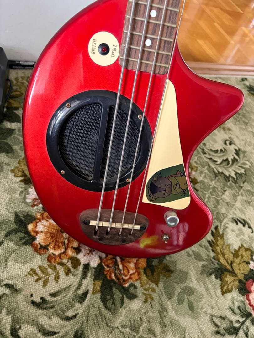 FERNANDES エレキベースギター 赤