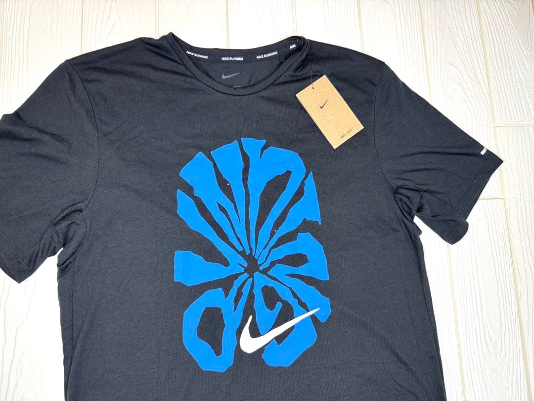 新品NIKE ナイキ　セットアップ Tシャツ　ランニングショーツ　ブラック　L