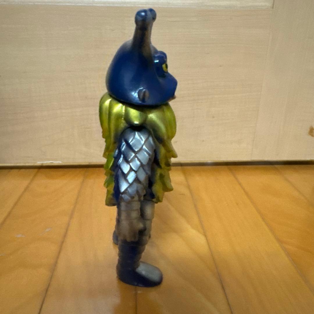 ギロ星獣　マーミット　一期