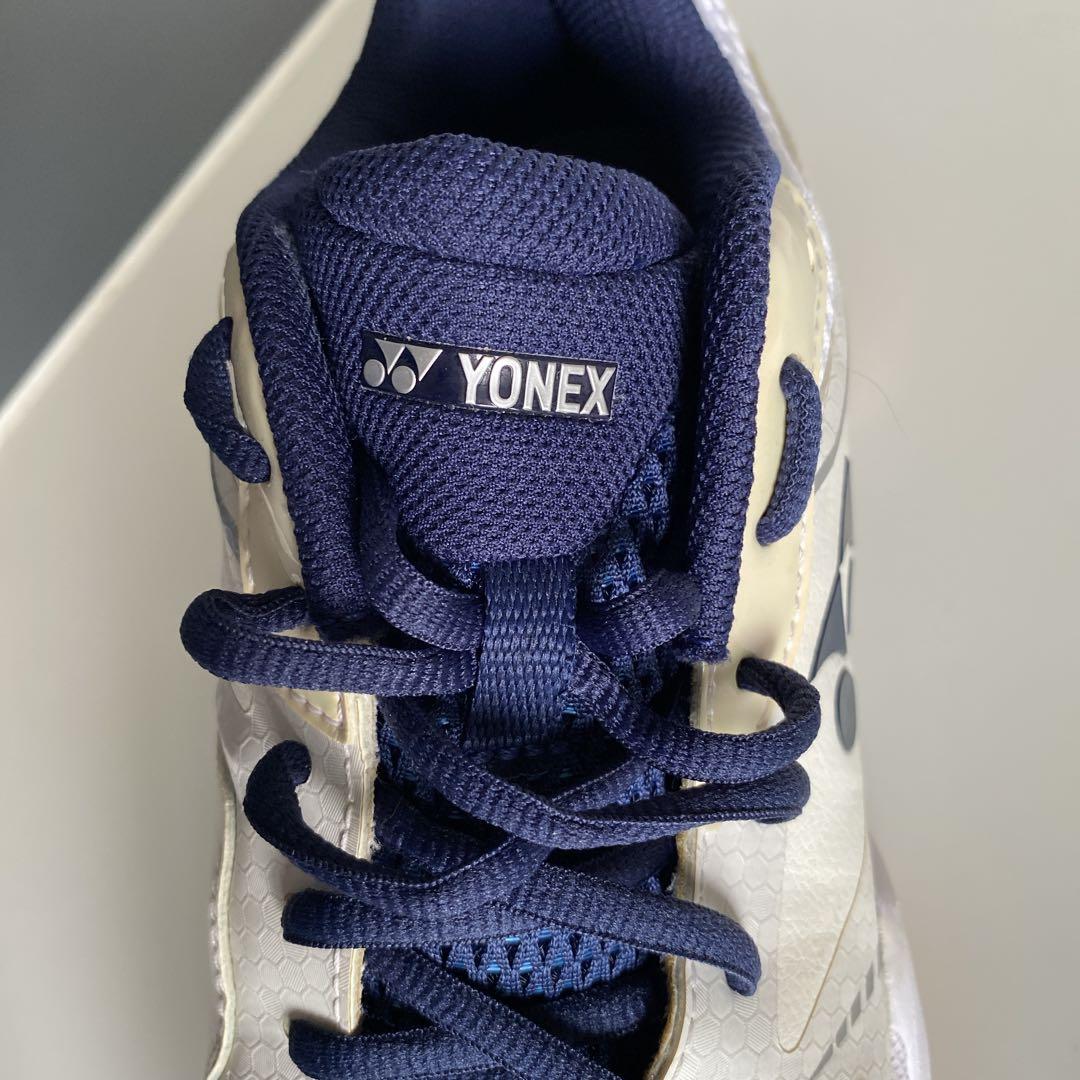 YONEX 66Z 25cm ホワイト新品同様 極美品 ソール減りなし希少モデル