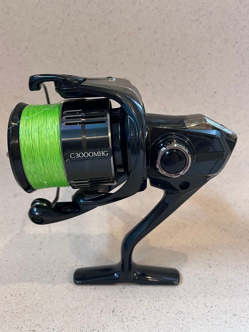 美品 シマノ19ヴァンキッシュC3000MHG Vanquish