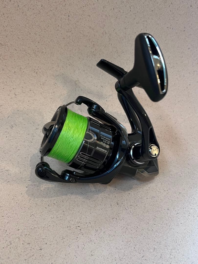 美品 シマノ19ヴァンキッシュC3000MHG Vanquish