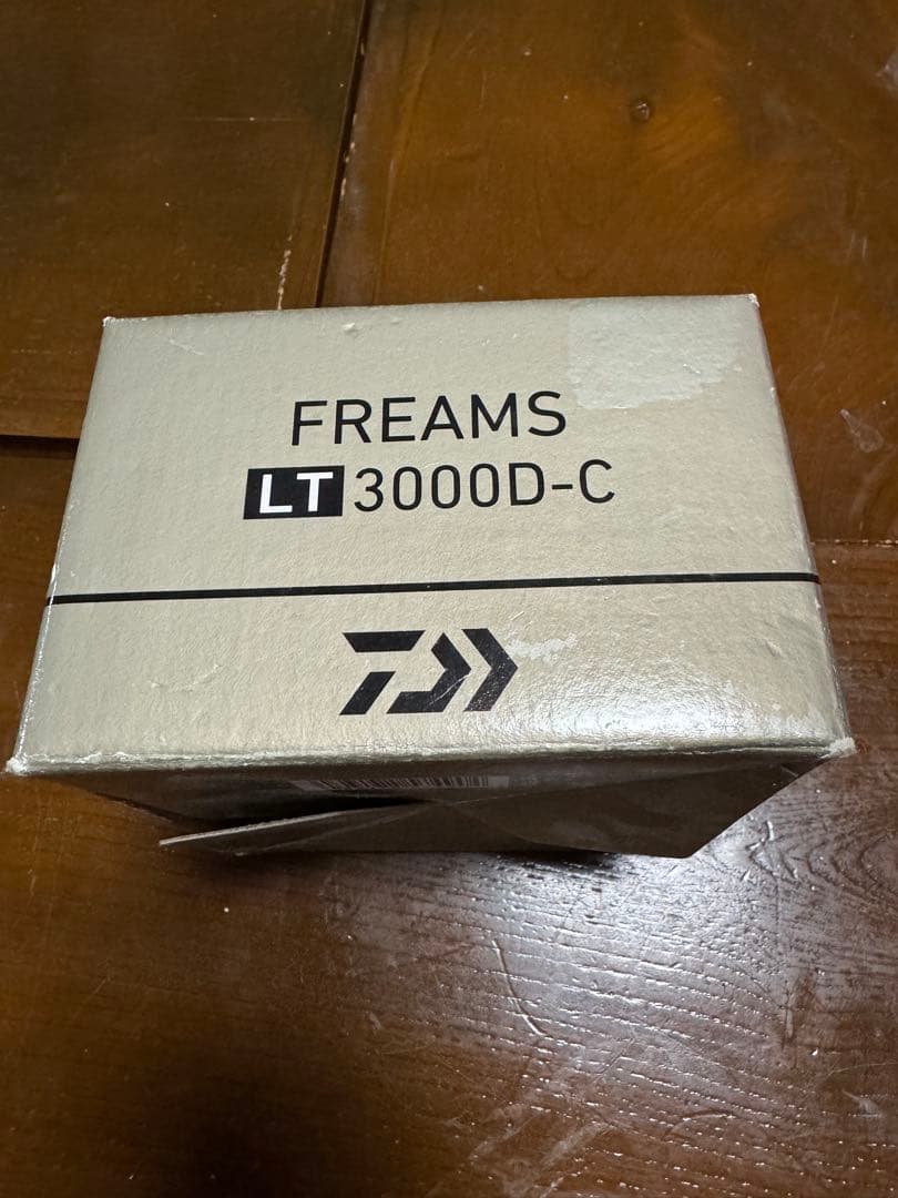 Daiwa FREAMS LT 3000D-C スピニングリール