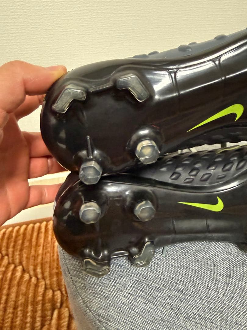 Nike ハイパーベノム　エアマックス95モデル