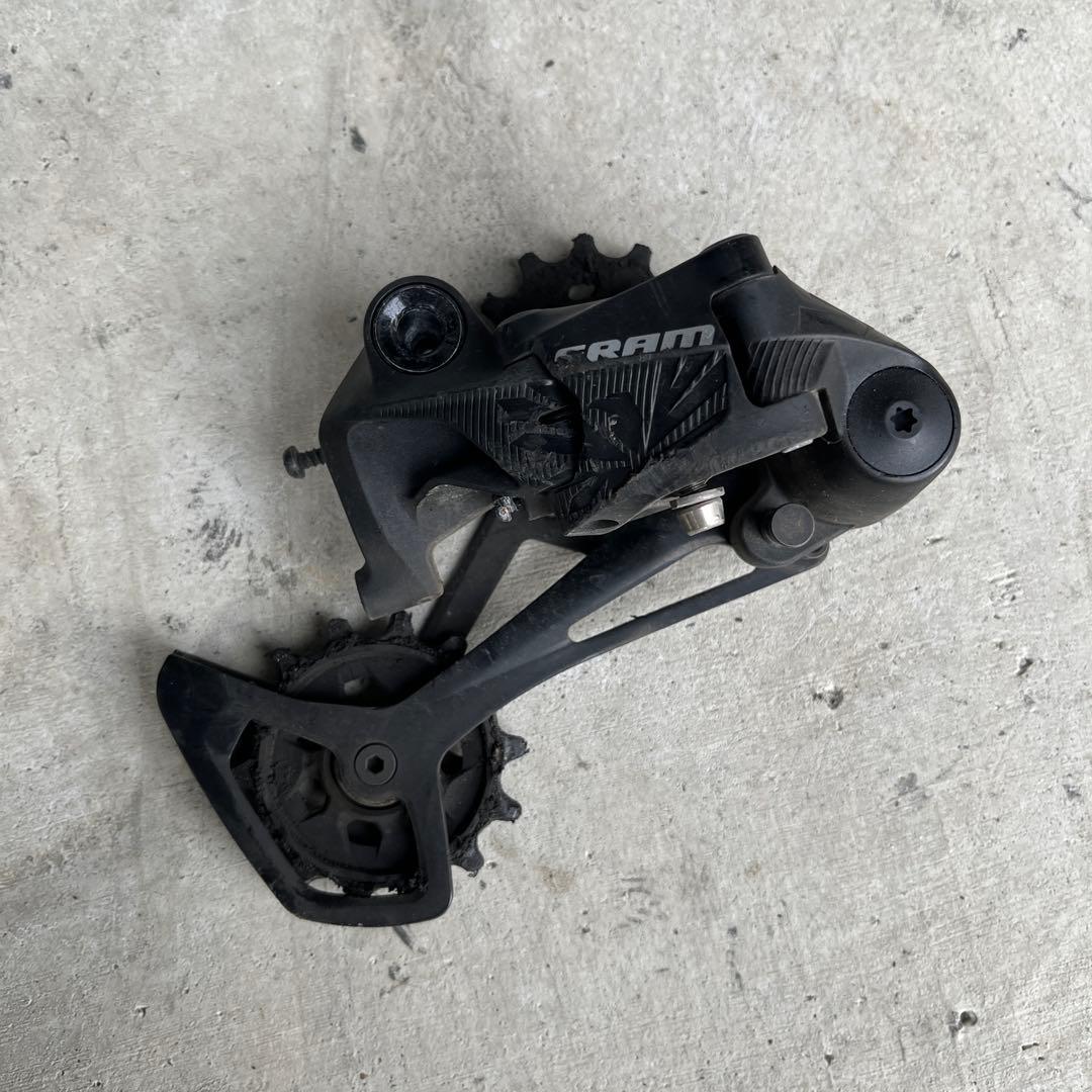SRAM 12速リアディレーラー＆シフター