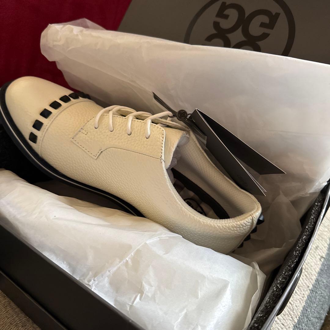 ゴルフシューズ　ジーフォア　レディース24.5㌢　CAP TOE