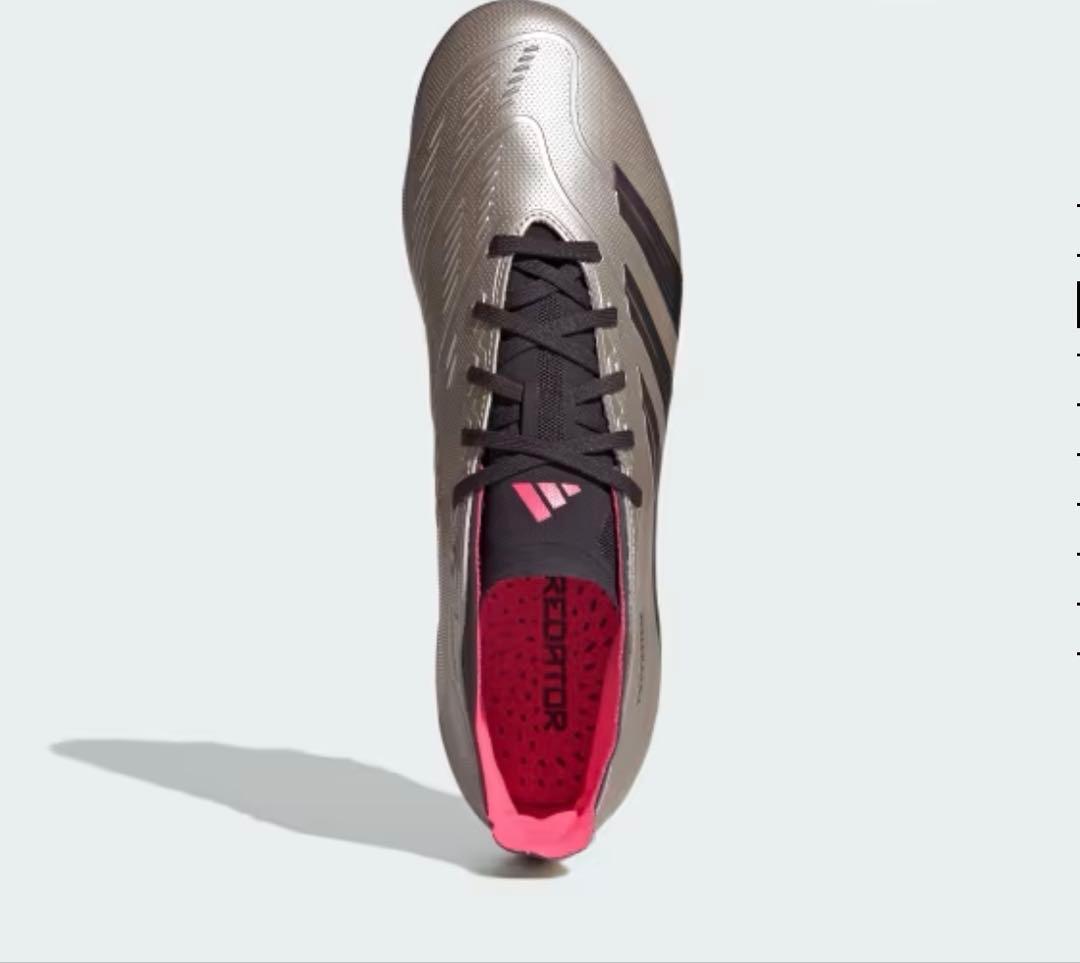 お値下げ　早い者勝ち　新品adidas Predator サッカーシューズ