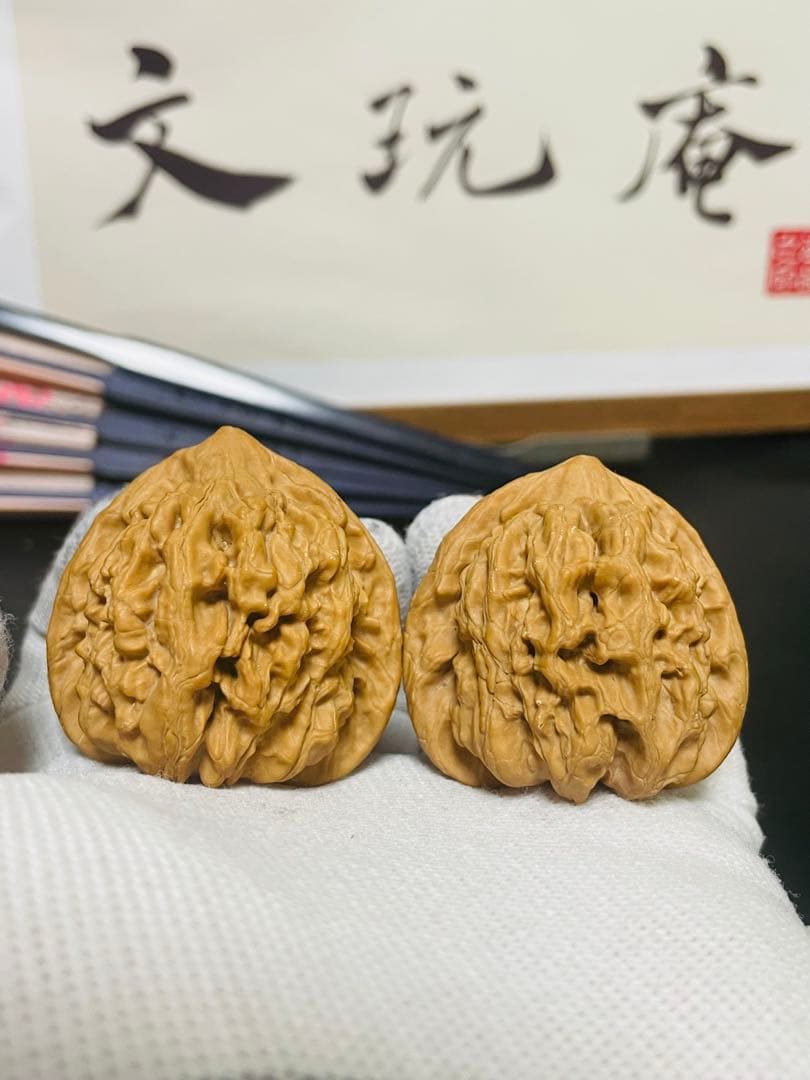 ❤️新入荷❤️No.694❤️文玩くるみ（文玩核桃） 高級希少種　秤砣
