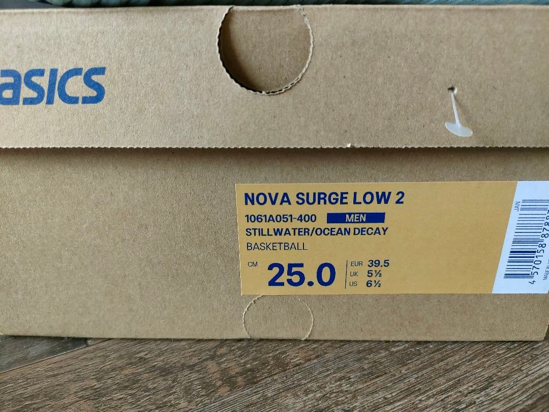 美品asics NOVA SURGE LOW2 25.0ノヴァサージ2