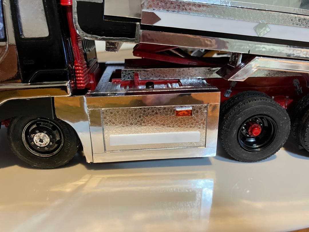 デコトラ、アオシマ、ザ•グレートデカ箱ダンプ1／32完成品