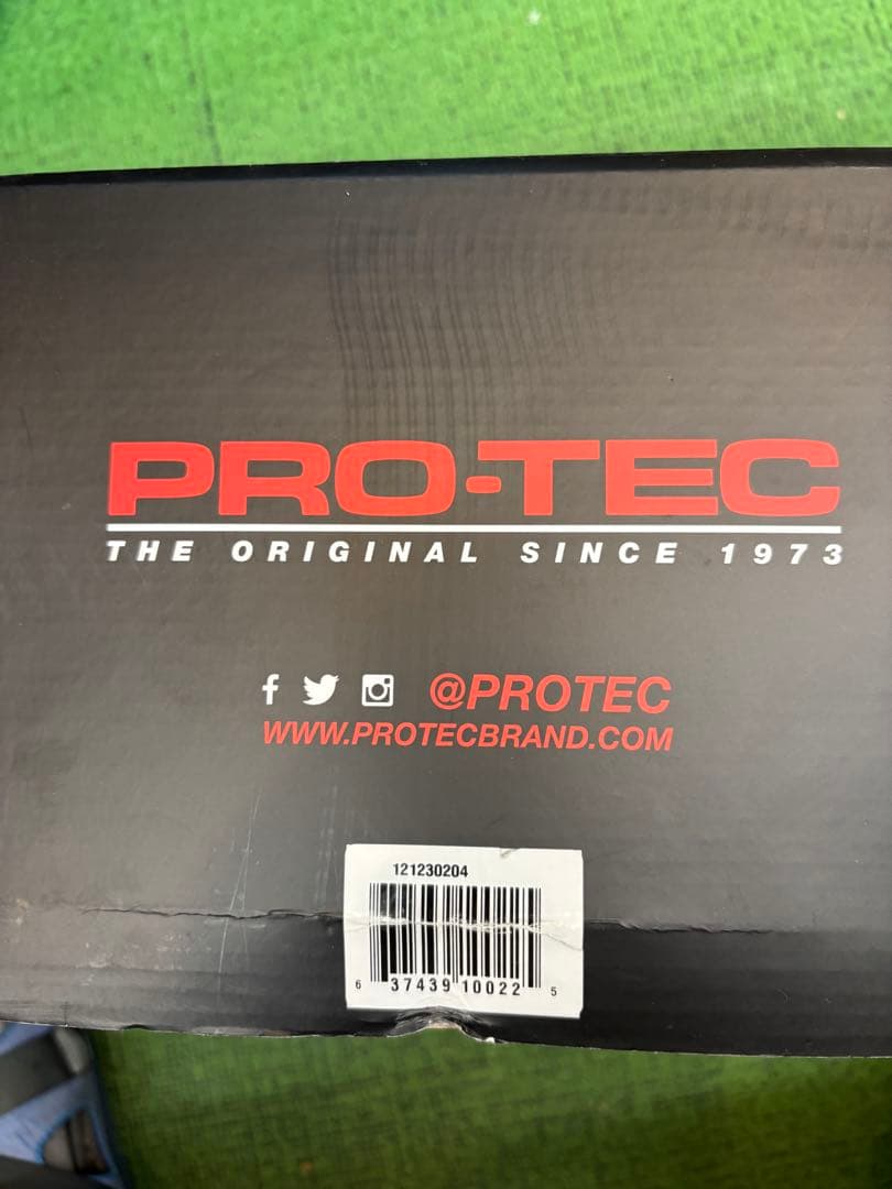 PROTEC クラシックスケートヘルメット Lサイズ ホワイト