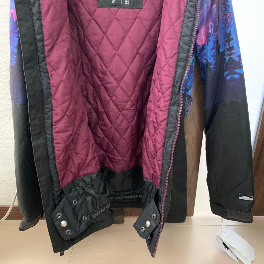 VOLCOMオオカミグラフィック ジャケット アウター　XSサイズ　タグ付未使用