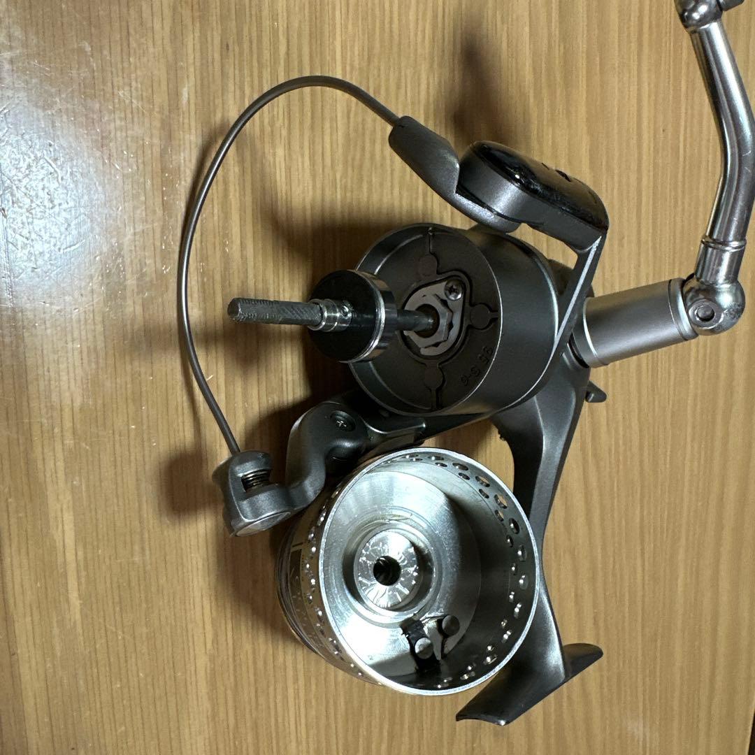 STELLA 8000 スピニングリール シルバー