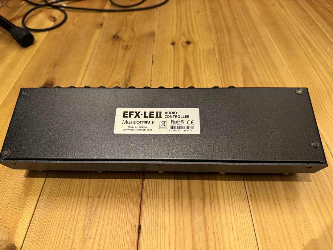 MusicomLAB EFX-LEII MIDIループスイッチャー