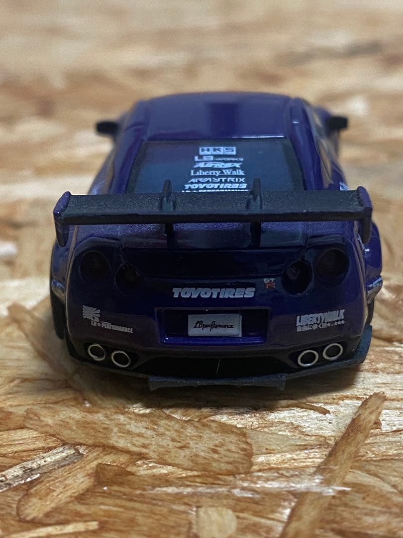 リバティーウォークＲ35GTRミニカー
