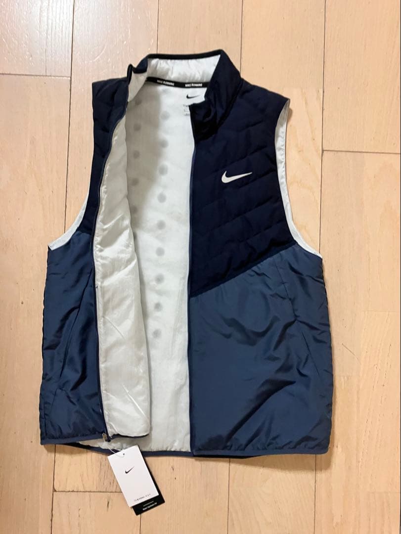 NIKE ランニングウェア ベスト 新品 アウター ナイキ XL ネイビー