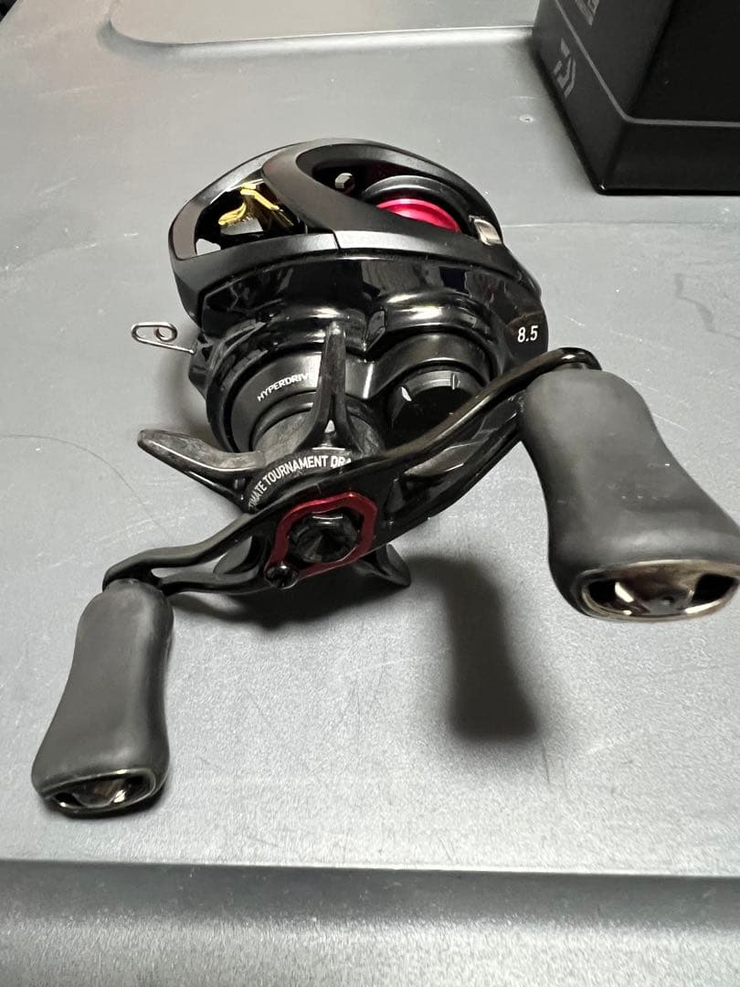 【美品】ダイワ 23SS AIR TW 8.5L 左ハンドル