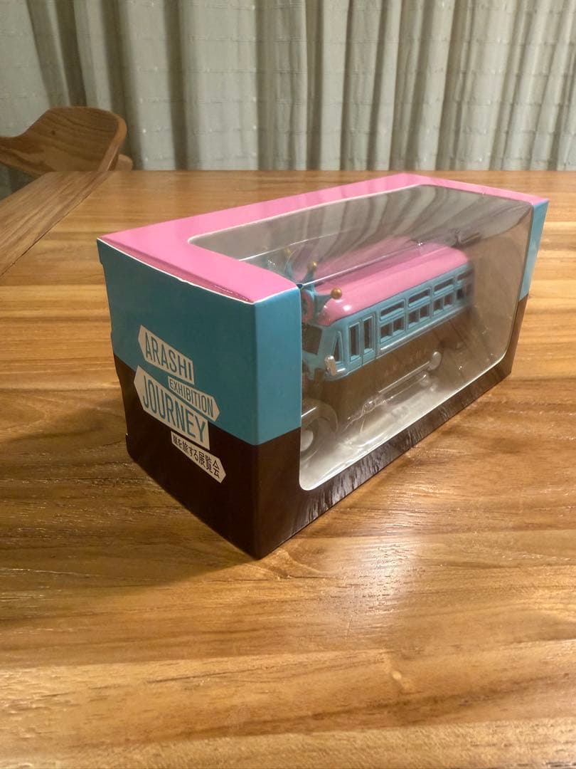 嵐　嵐を旅する展覧会　ダイキャストカー　バス
