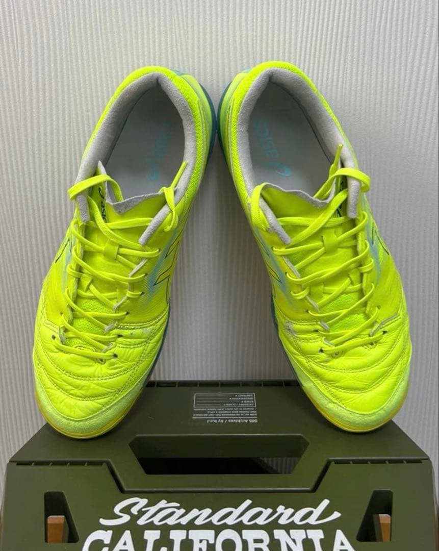 早い者勝ち⭐️asics デスタッキkff イエロー　26.5
