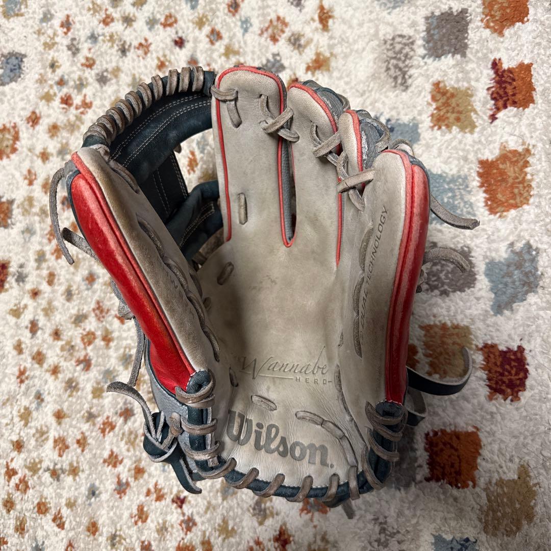 ふじさん専用！！Wilson 野球グローブ 内野手二塁手、三塁手グレー/