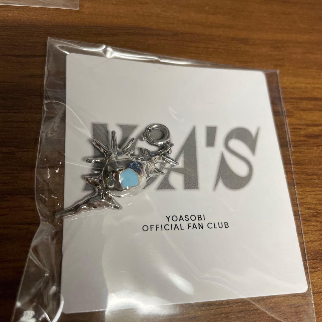 p*e様 YOASOBI ファンクラブ継続特典チャーム4点セット　未開封新品