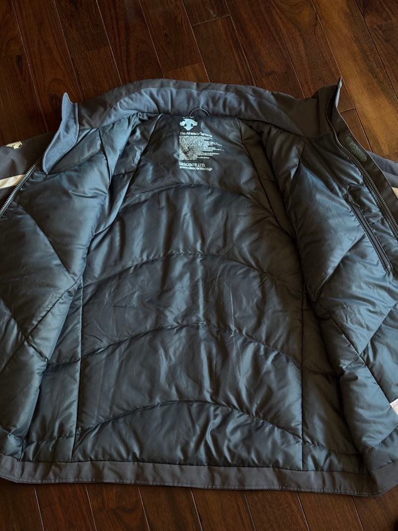 デサント DESCENTE スキーウェア 上下セット　ダウン