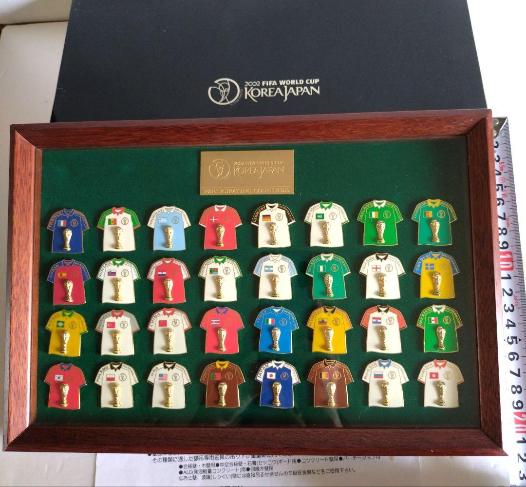 2002サッカーワールドカップ　プレミアム席　記念ユニフォームピンバッチ　新品