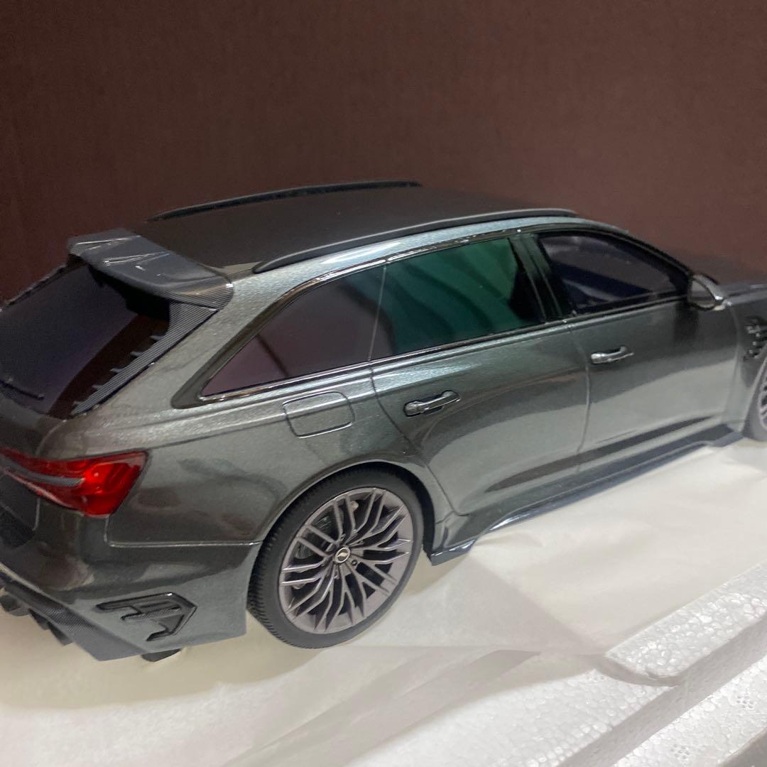 1/18 アウディ　アプト　RS6-R グレー