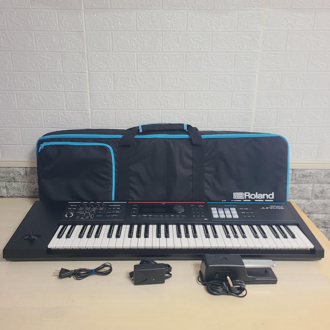 美品★Roland JUNO-DS 61 シンセサイザー ソフトケース・ペダル付
