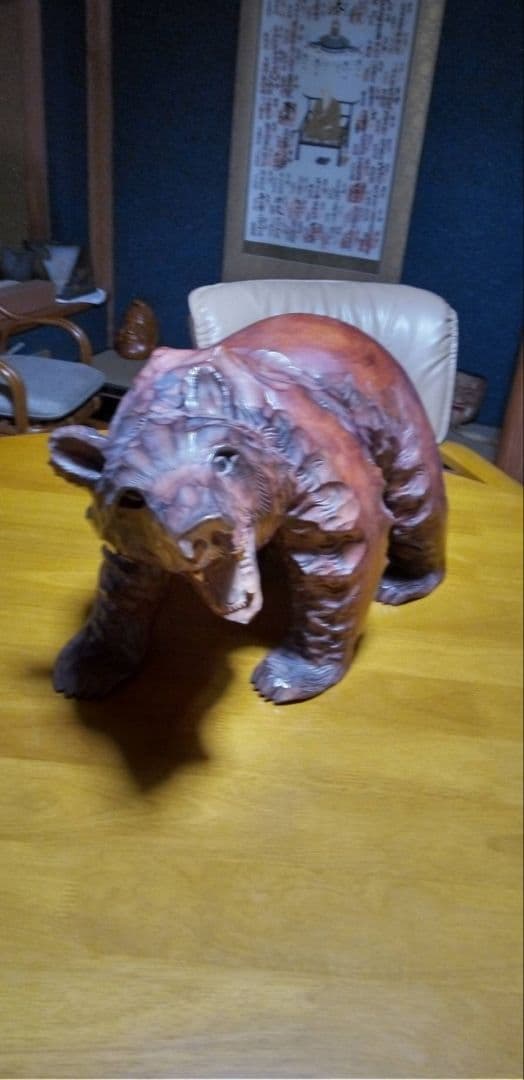 木彫りの熊 置物 　★美品　★一点物　bear wood carving