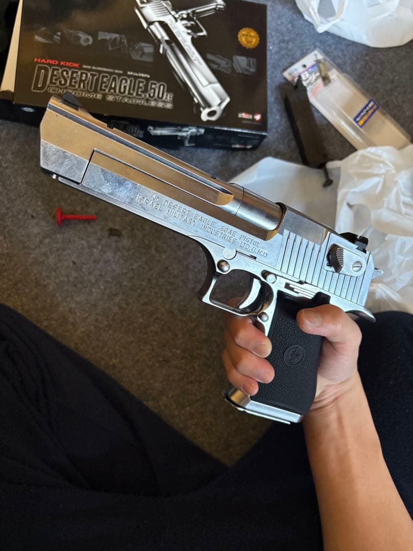 東京マルイ DESERT EAGLE .50 AE クロームステンレス