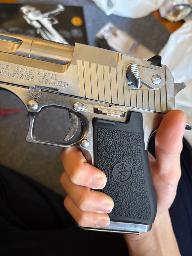 東京マルイ DESERT EAGLE .50 AE クロームステンレス