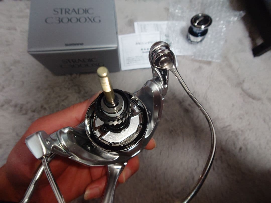 未使用　SHIMANO STRADIC C3000XG シマノ　ストラディック