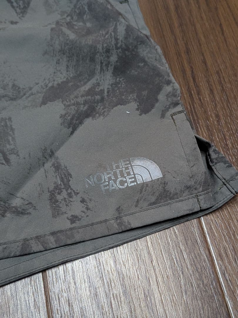 THE NORTH FACE 迷彩ショートパンツ　メンズLサイズ