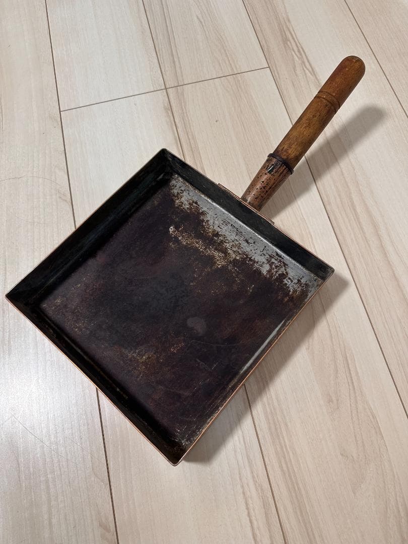 銅製 業務用卵焼き器 24.5×24.5 木製ハンドル 蓋付き