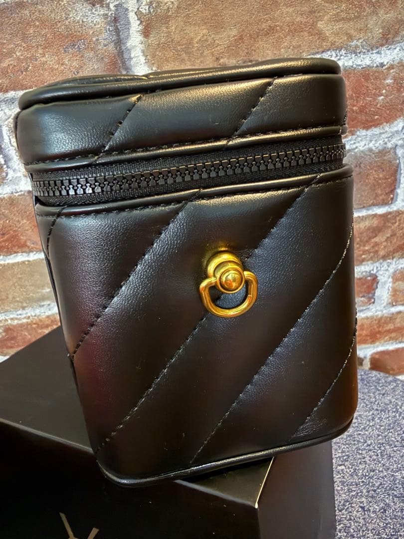 YSL ブラック キルティング バッグ