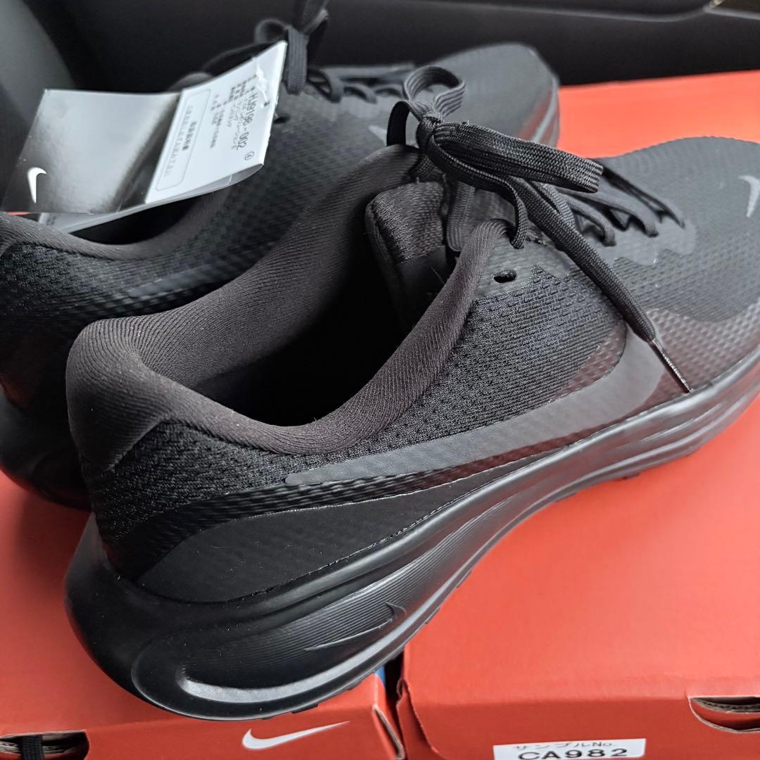 NIKE REVOLUTION8 ブラック　27.0cm