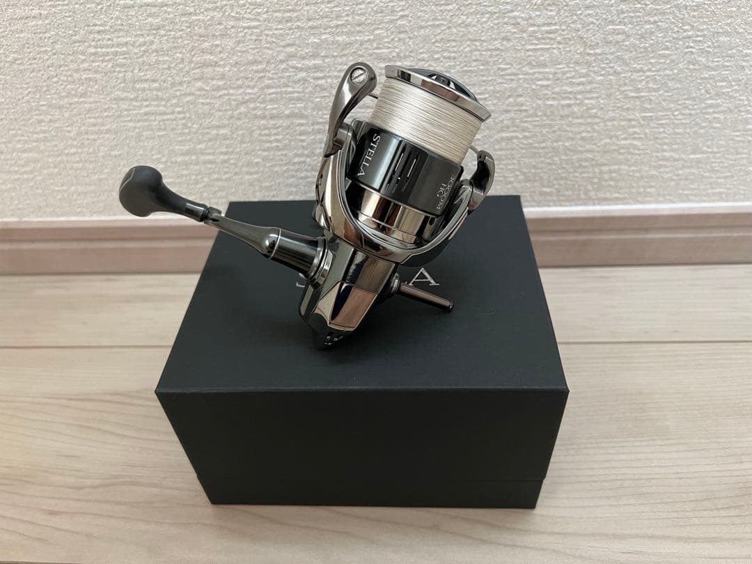 SHIMANO 22 STELLA 3000MHG スピニングリール