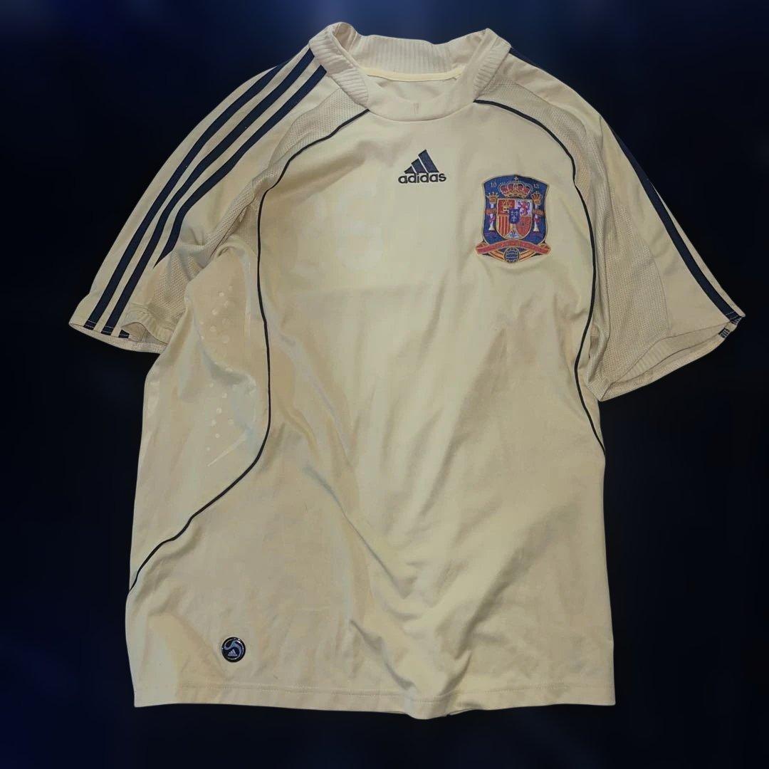 adidas イエロー サッカーシャツ