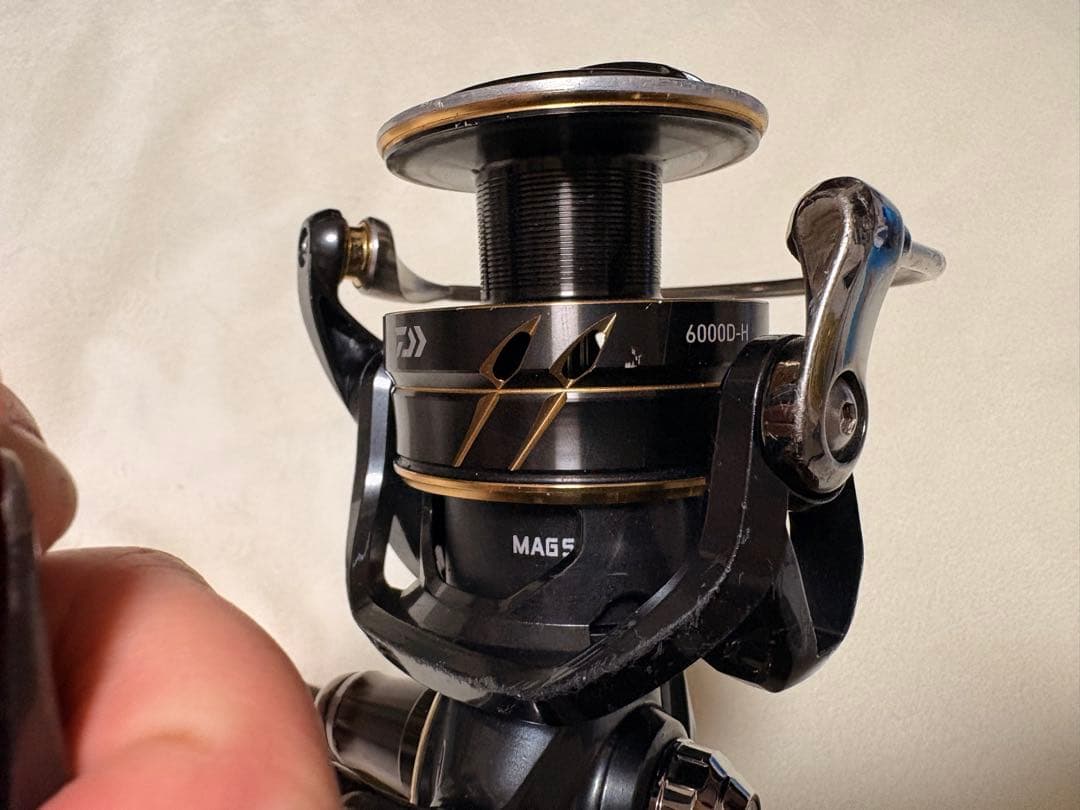 DAIWA CALDIA SW 6000D-H スピニングリール