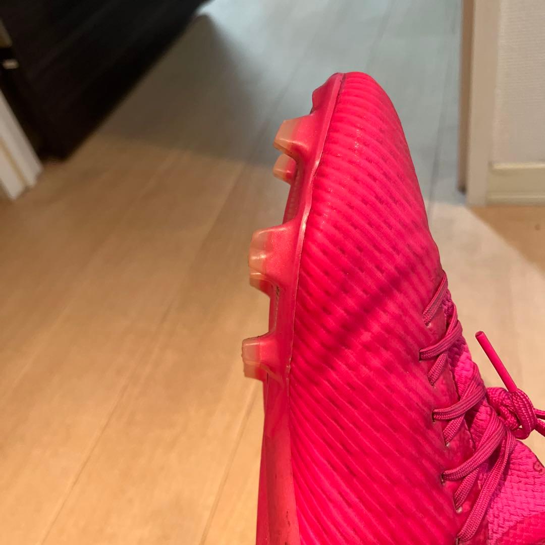 X19.1 サッカー　スパイク　アディダス　adidas