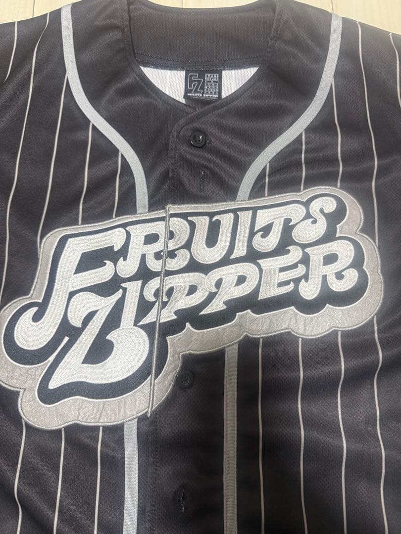 FRUITS ZIPPER 黒 ユニフォーム