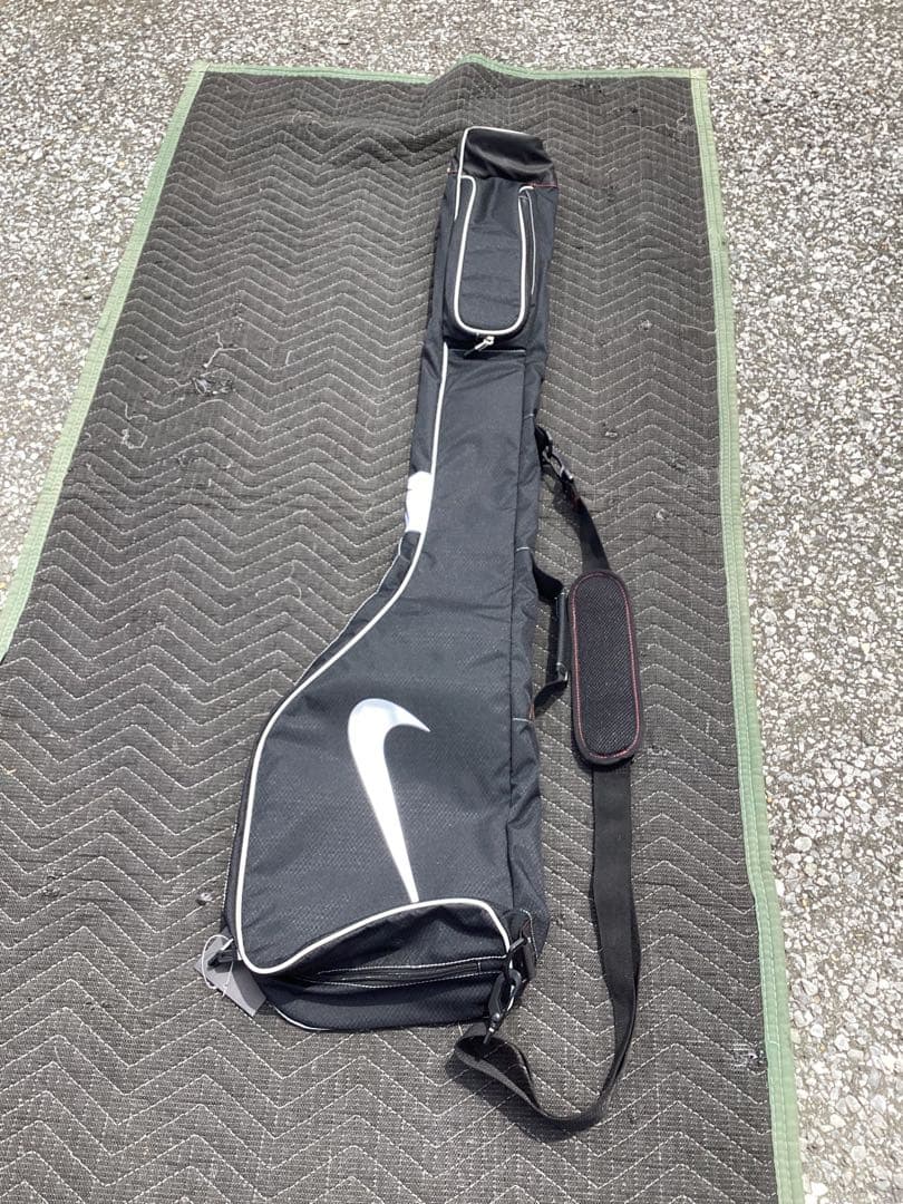 未使用品　Nike ゴルフバッグ ブラック