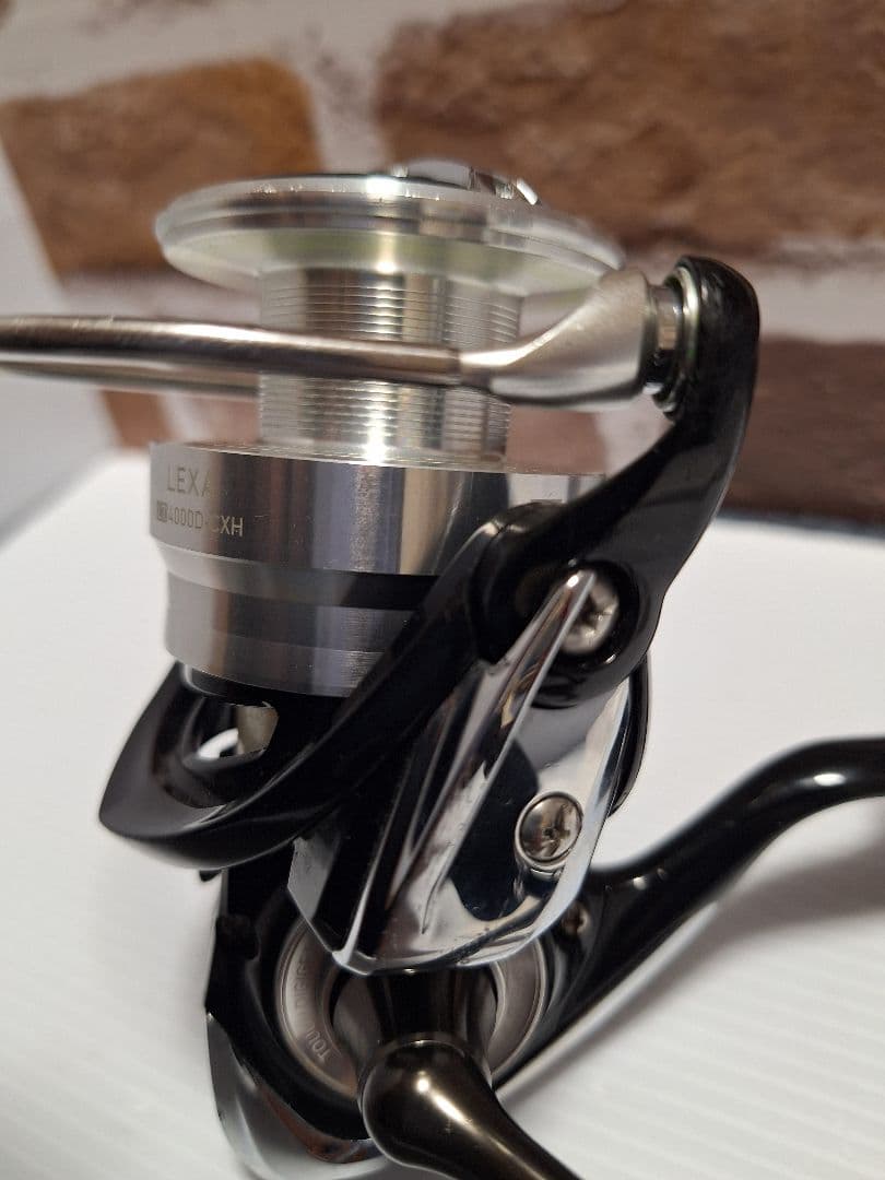 ダイワ 19レグザ LT4000D-CXH ゴメクサス ハンドル スタンド