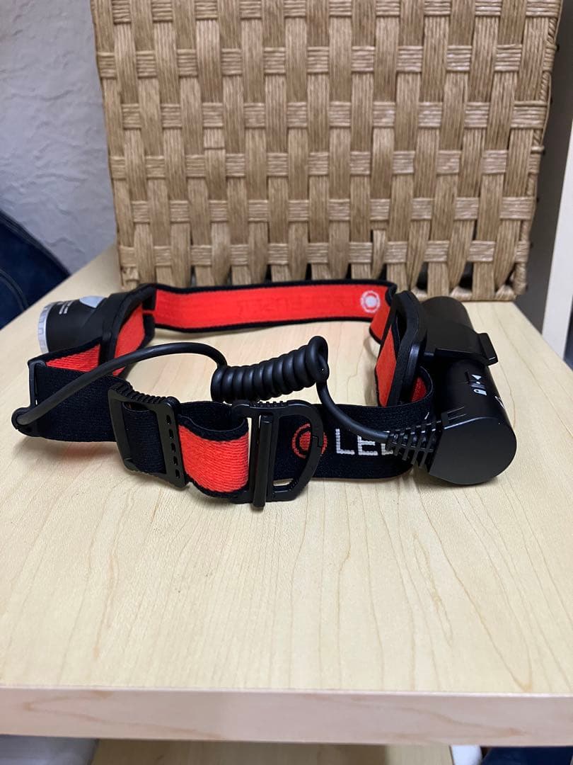 LEDLENSER H8R 充電器セット