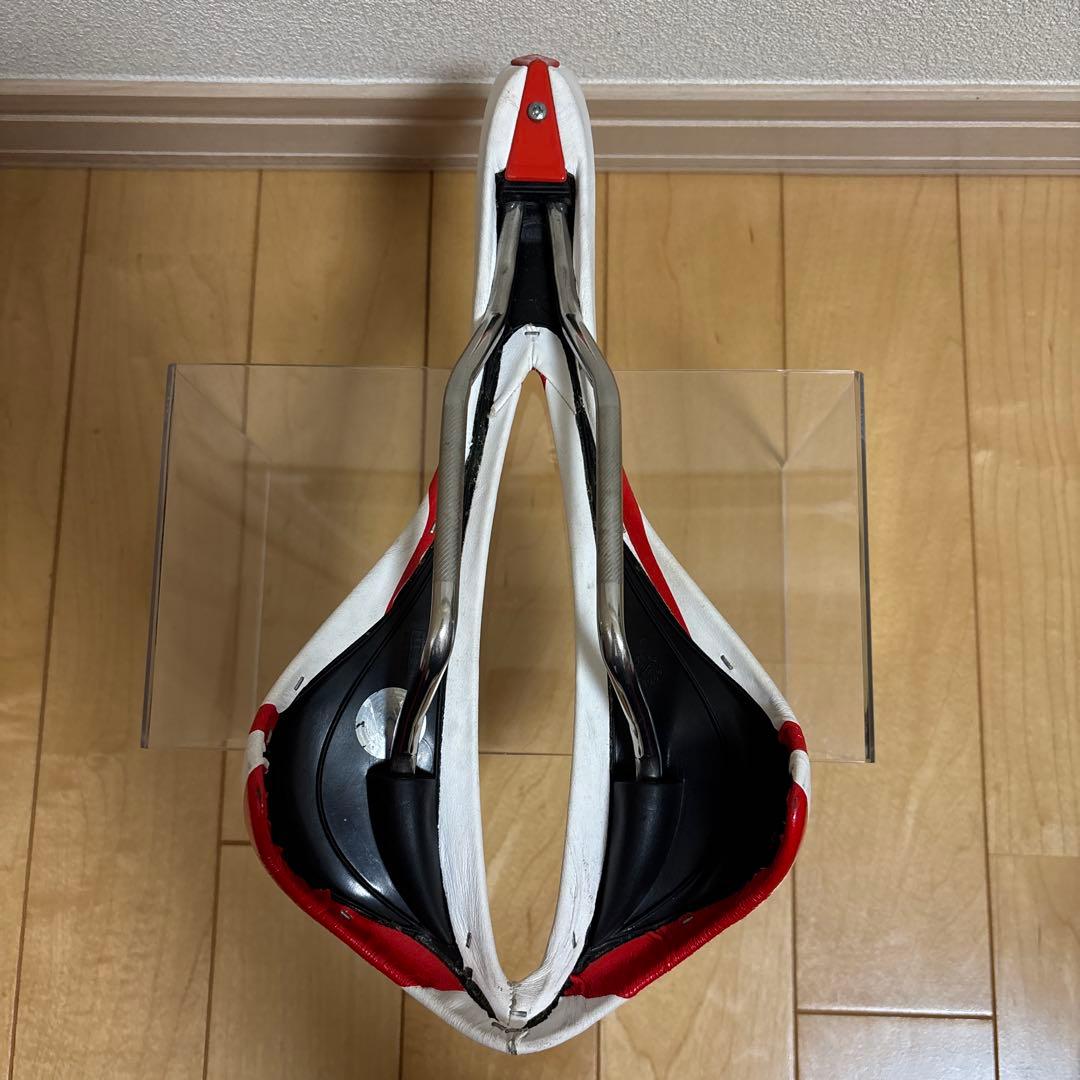 セラサンマルコ マントラ レーシング NARROW サドル