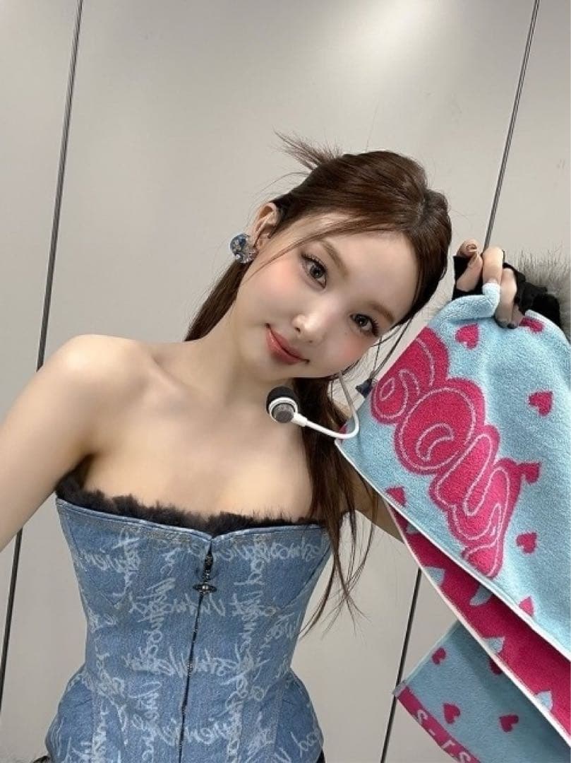 ナヨン nayeon BEAT AX シリコンバンド TWICE MISAMO