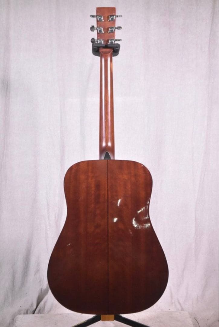 Morris W-15アコースティックギターハードケース付モーリス