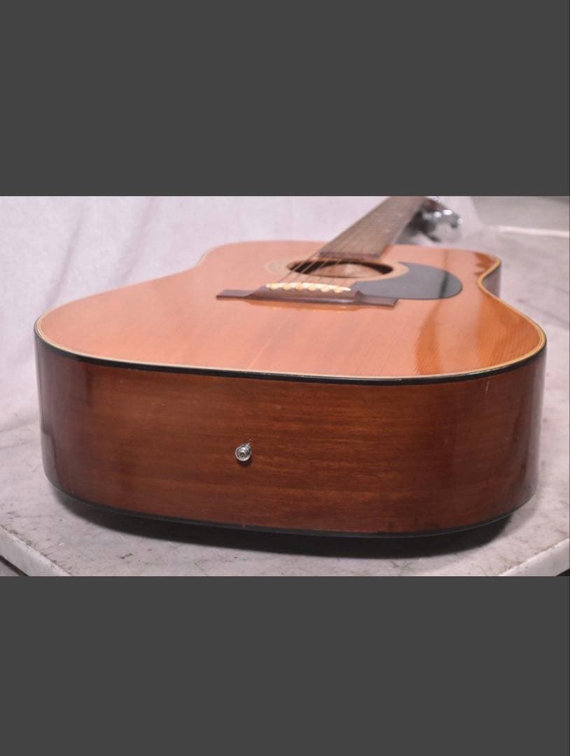 Morris W-15アコースティックギターハードケース付モーリス