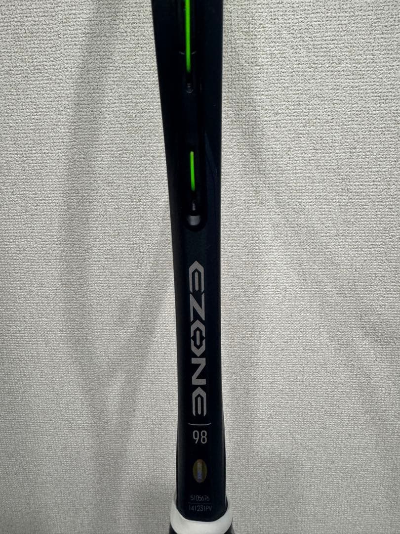ヨネックス　ＥZONE98 アクアナイトブラック　G2